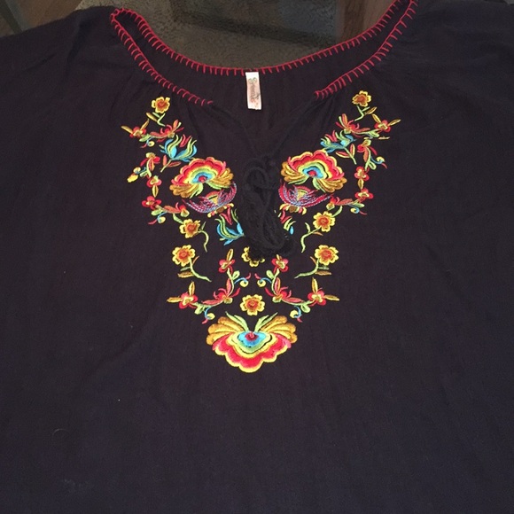 Shoreline Tops - GORGEOUS handmade tunic😘😘